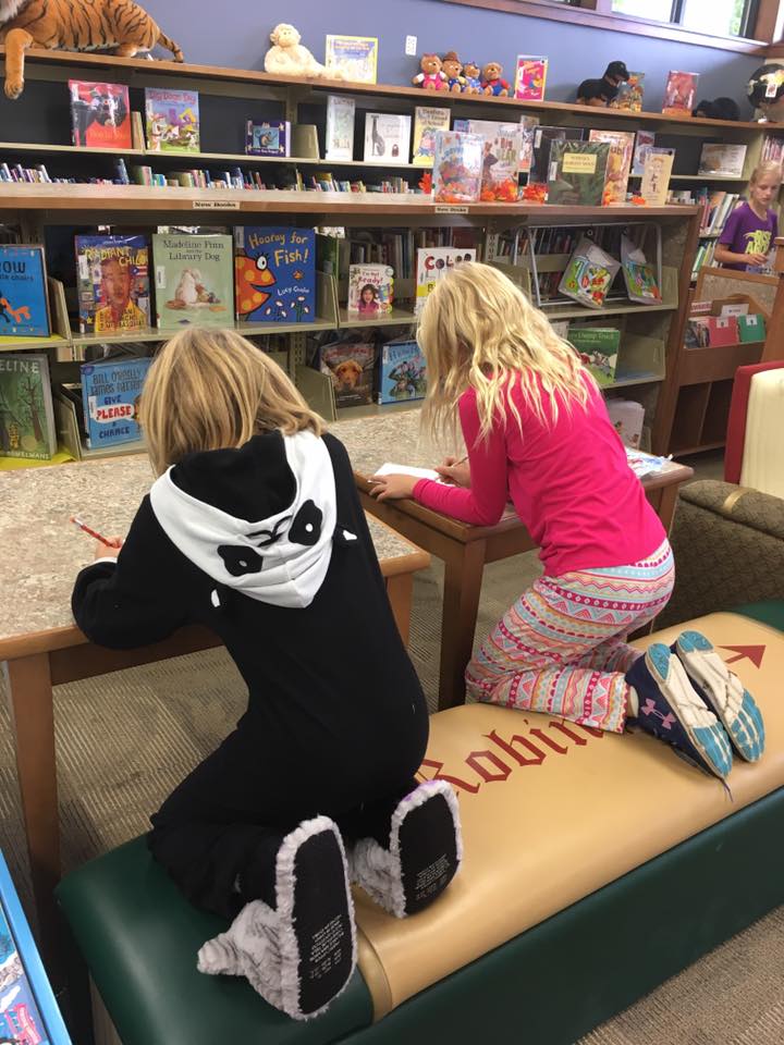 Kothe Memorial Library Photo of Kids Reading